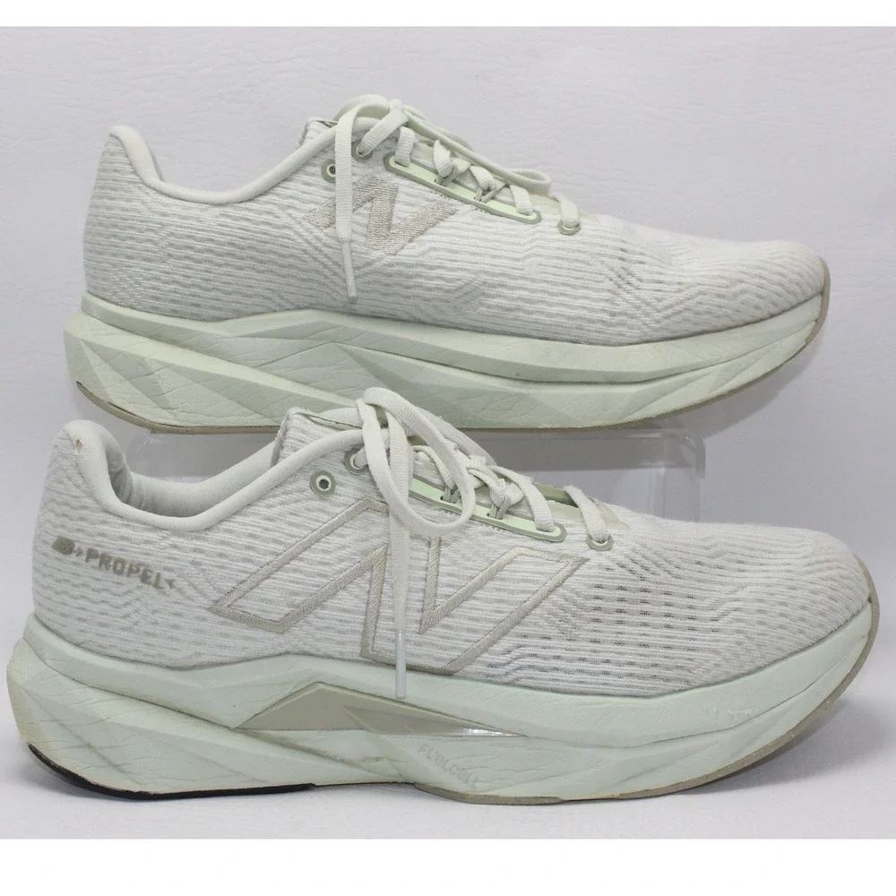 New Balance FuelCell Propel v5 Sea Salt Mint Running Shoes WFCPRHM5 Womens 11
